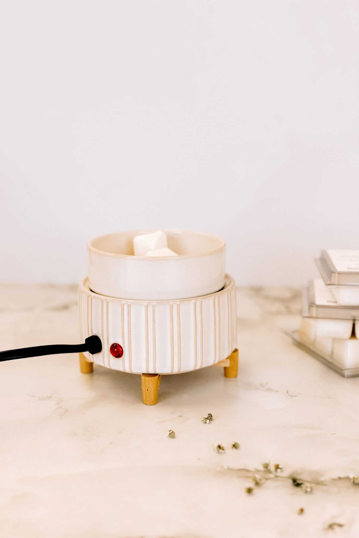 Diffuseur pour pastilles de cire - 2 en 1 - Bois et céramique Candle warmer