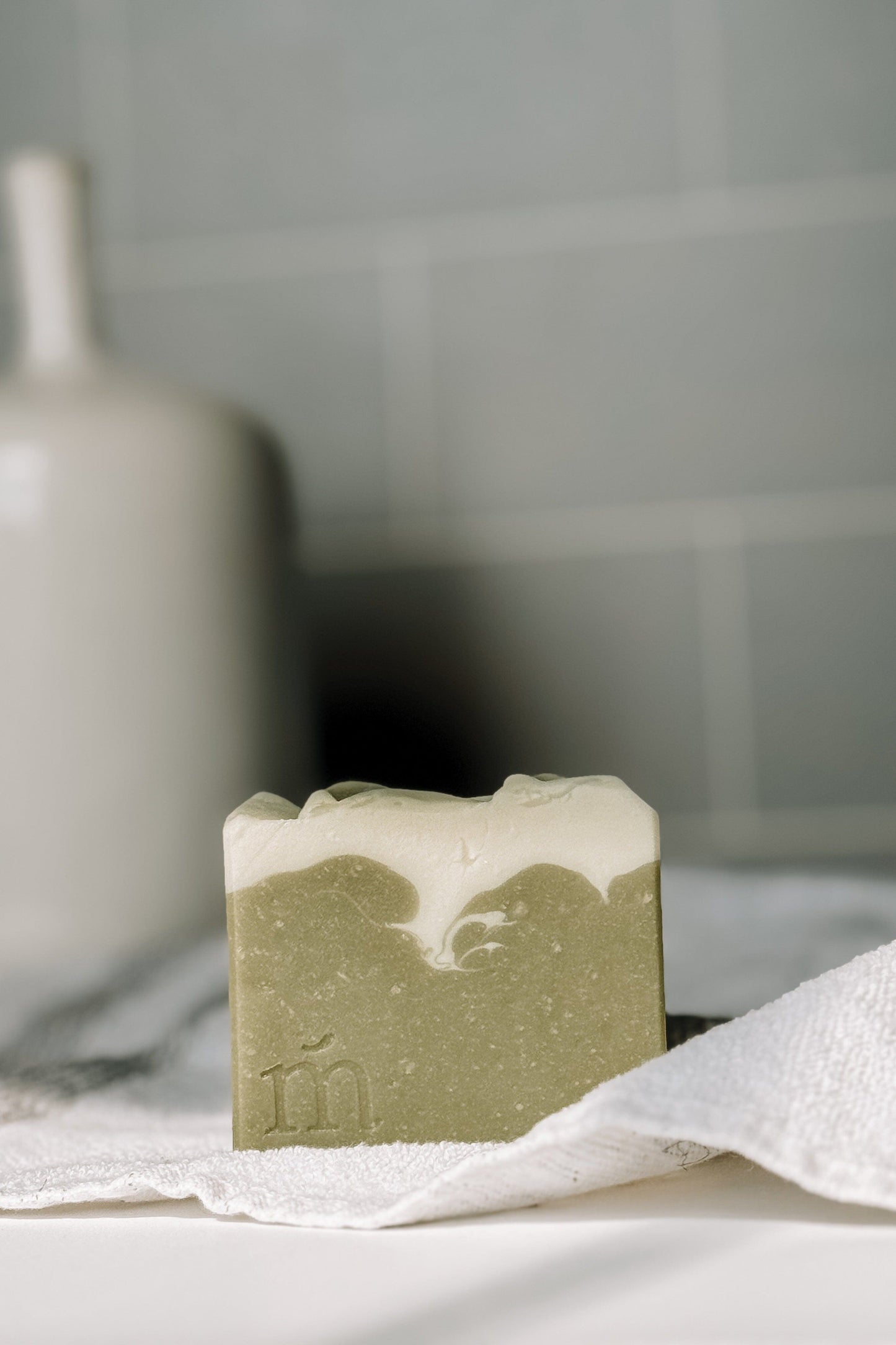 SAVON POUR LE CORPS - Thé vert et concombre Savons Marée - Chandelles