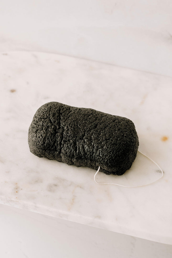 Éponge konjac pour le corps - Charbon Marée - Chandelles 